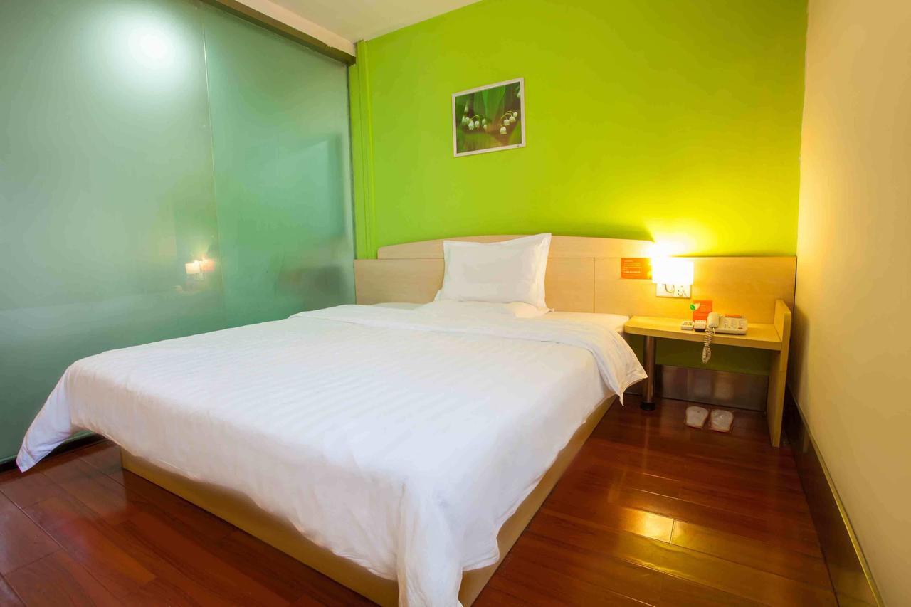 7Days Inn Deyang Zhongjiang Kuishan Park Dış mekan fotoğraf