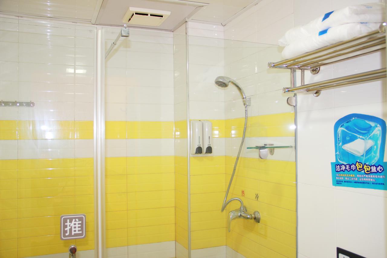 7Days Inn Deyang Zhongjiang Kuishan Park Dış mekan fotoğraf