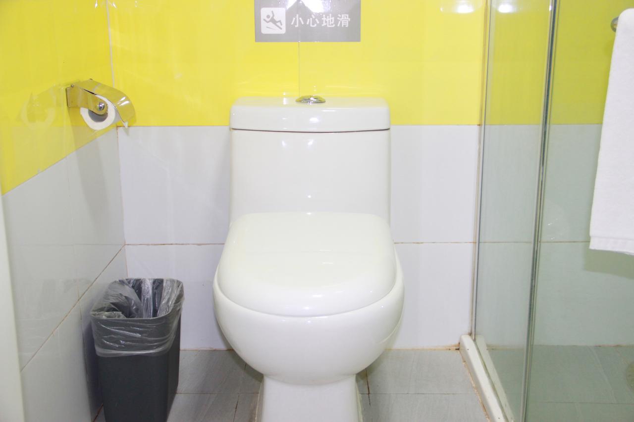 7Days Inn Deyang Zhongjiang Kuishan Park Dış mekan fotoğraf